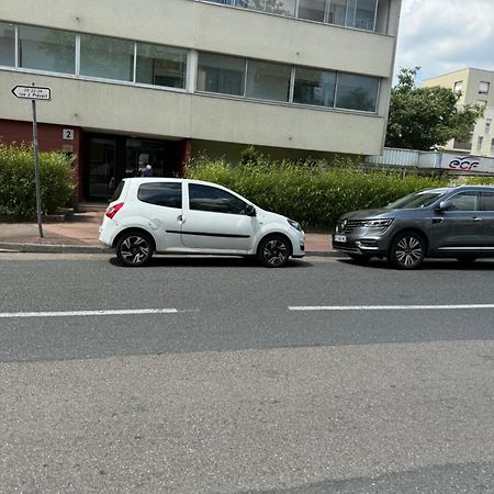 Appartement 3 Pieces Pour 1 A 5 Voyageurs Rillieux-la-Pape المظهر الخارجي الصورة