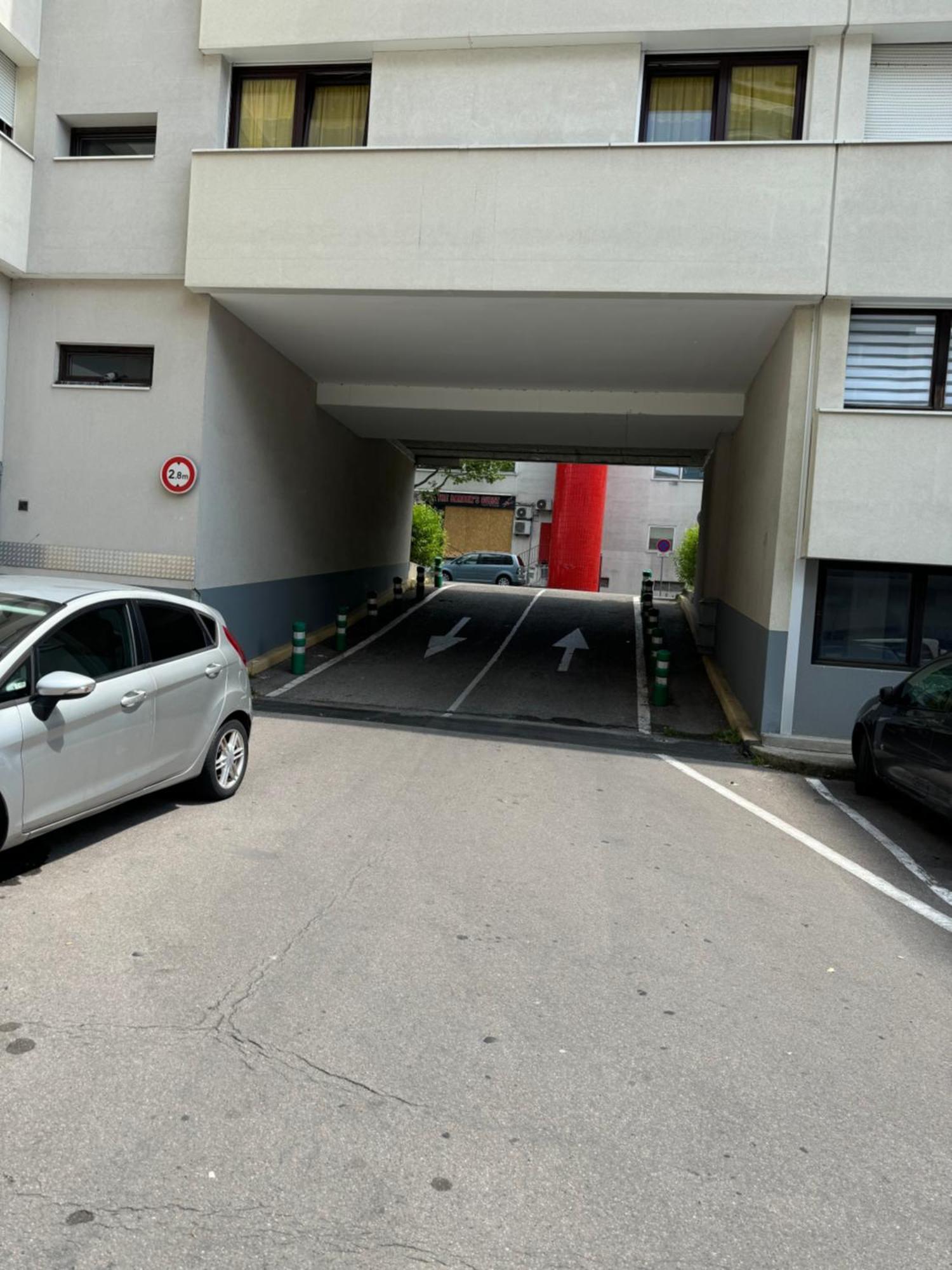 Appartement 3 Pieces Pour 1 A 5 Voyageurs Rillieux-la-Pape المظهر الخارجي الصورة